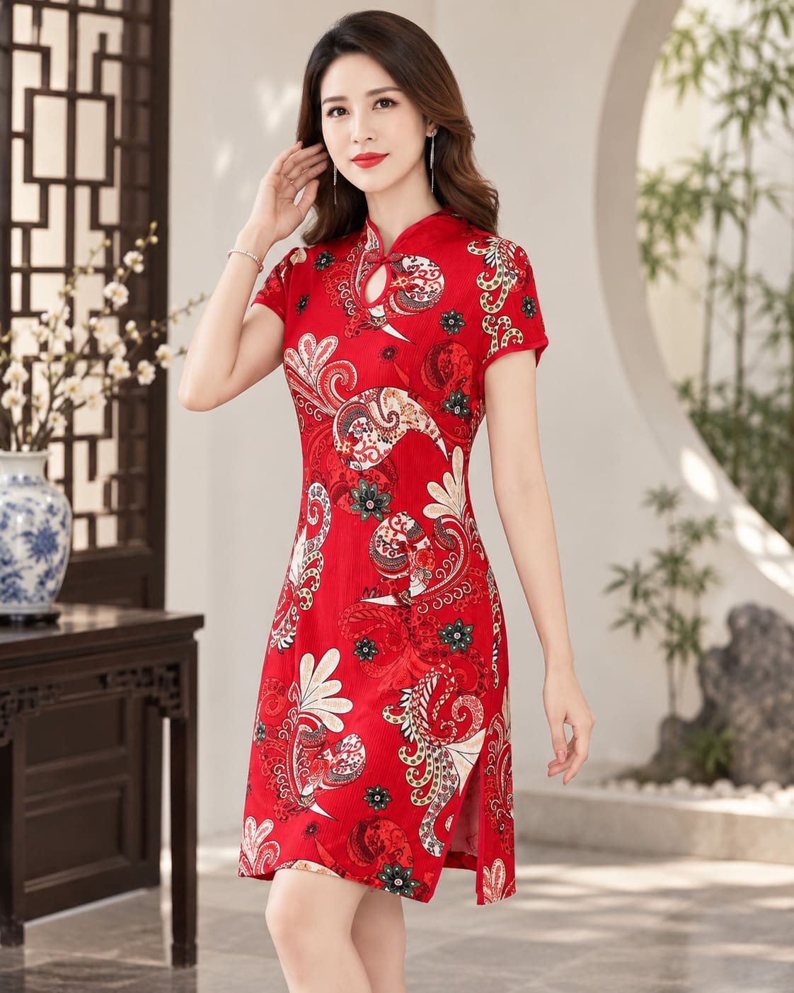Robe Chinoise Courte – Fleurs Abstraites
